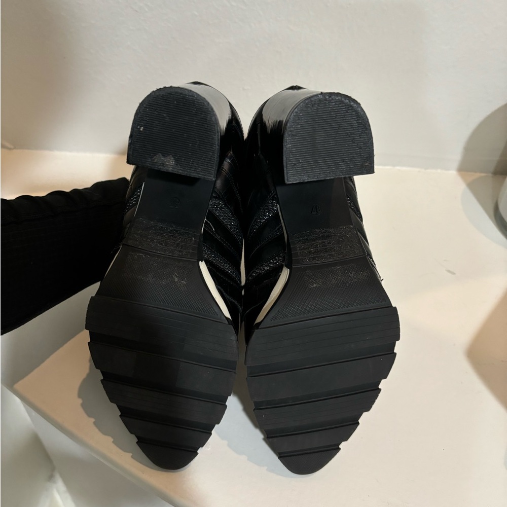 Black and Silver Women's Lace-Up Heels - Picture 7 of 8